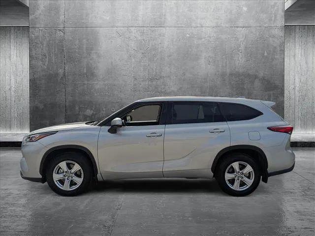 2020 Toyota Highlander LE