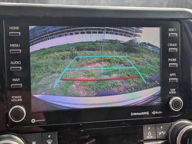 2020 Toyota Highlander LE