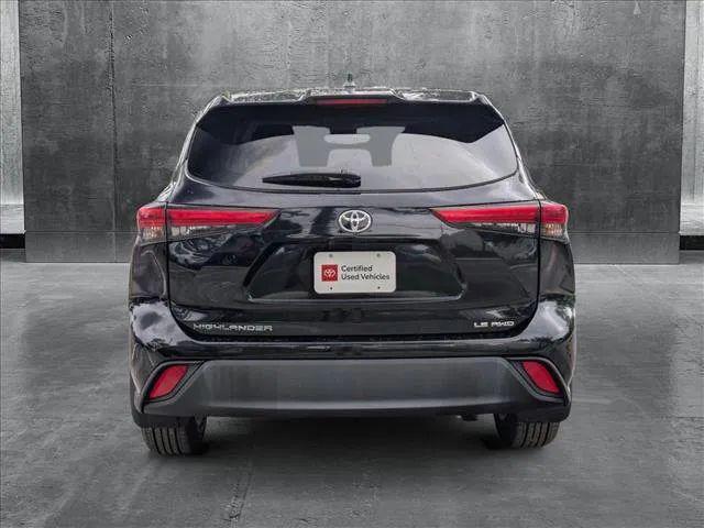 2022 Toyota Highlander LE