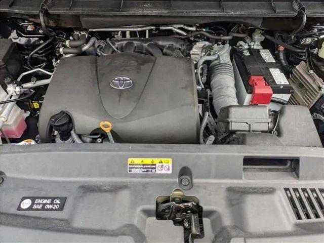 2022 Toyota Highlander LE