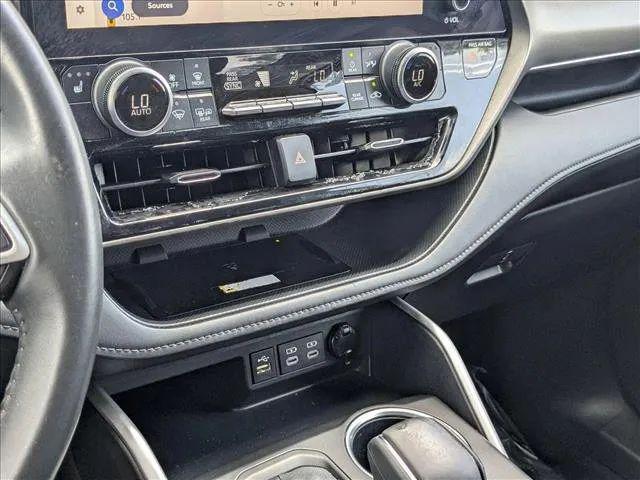 2023 Toyota Highlander XLE