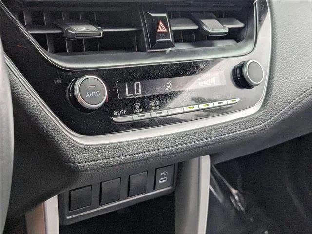 2024 Toyota Corolla Cross Hybrid SE