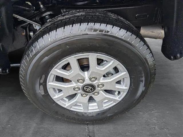 2024 Toyota Tacoma SR5 2WD