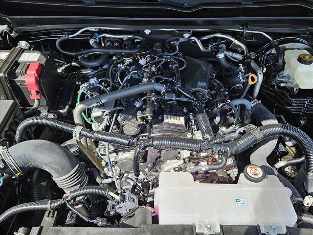 2024 Toyota Tacoma SR5 4WD