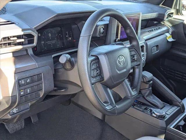 2025 Toyota Tacoma SR5 4WD