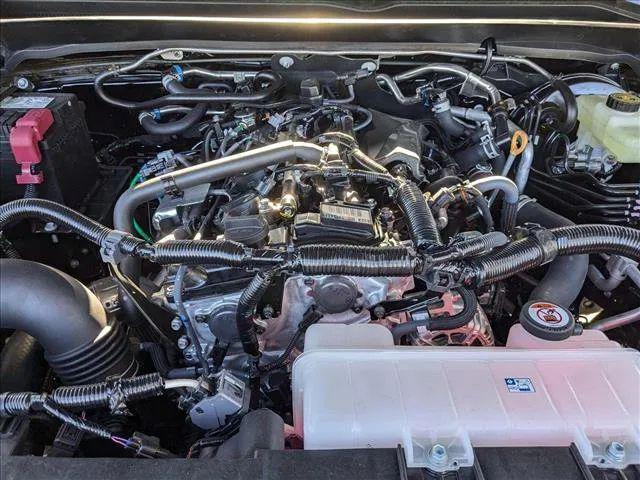 2025 Toyota Tacoma SR5 4WD