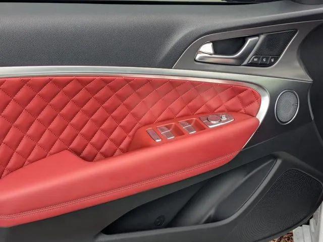 2025 Genesis G70 3.3T AWD Sport Advanced