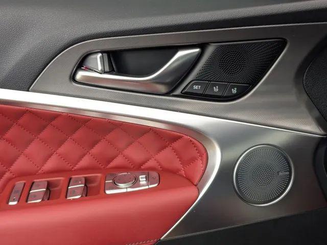 2025 Genesis G70 3.3T AWD Sport Advanced