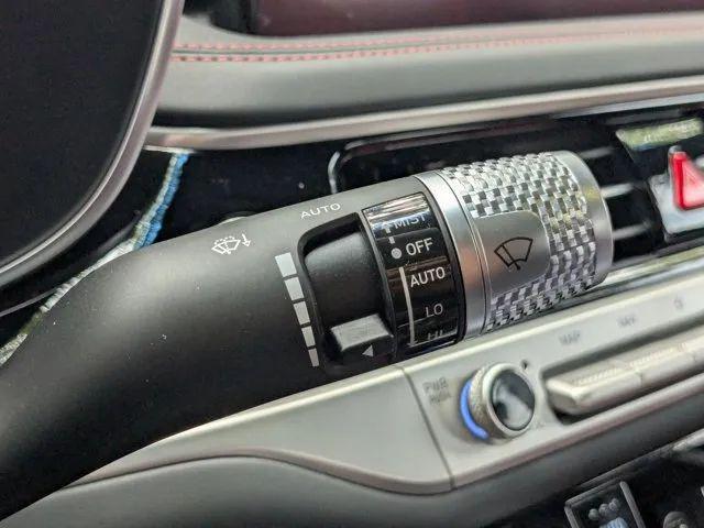 2025 Genesis G70 3.3T AWD Sport Advanced