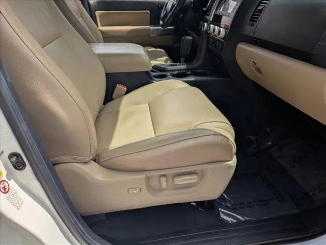 2020 Toyota Sequoia SR5