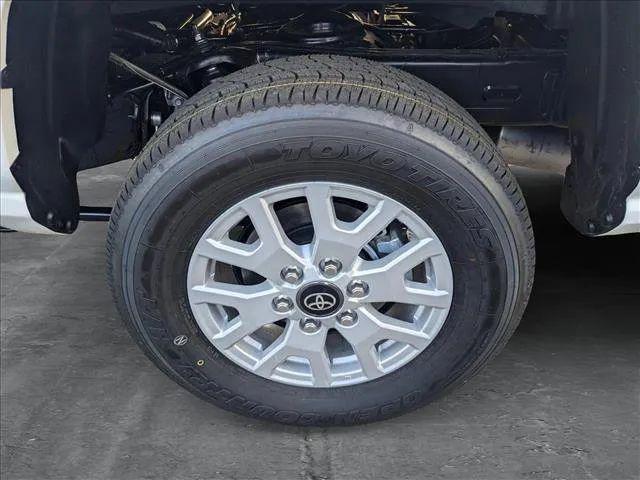 2024 Toyota Tacoma SR5 2WD