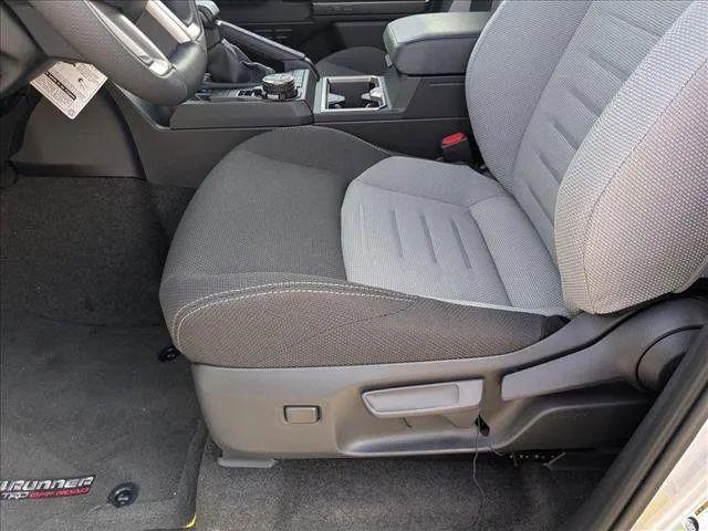 2025 Toyota 4Runner Platinum
