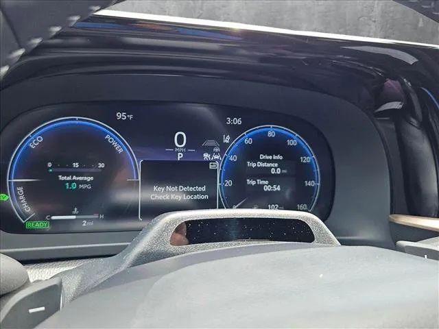 2026 Toyota Crown Platinum