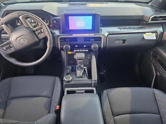 2024 Toyota Tacoma SR5 4WD