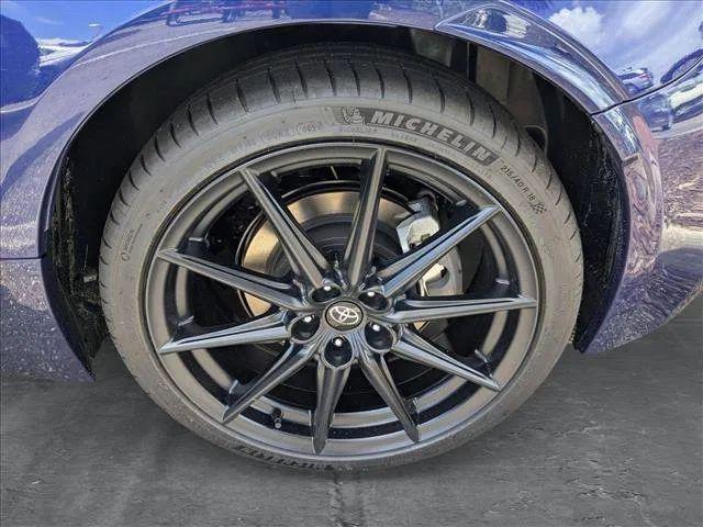 2025 Toyota GR86 Premium