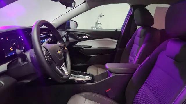 2024 Chevrolet Trax FWD LT