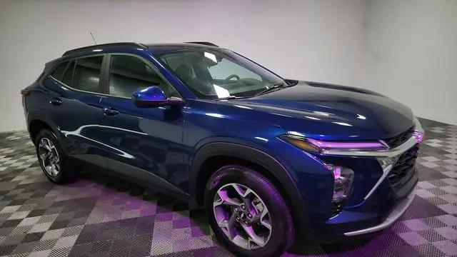 2024 Chevrolet Trax FWD LT