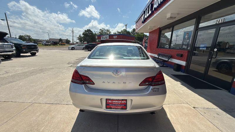 2008 Toyota Avalon XL