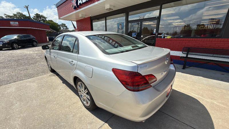 2008 Toyota Avalon XL