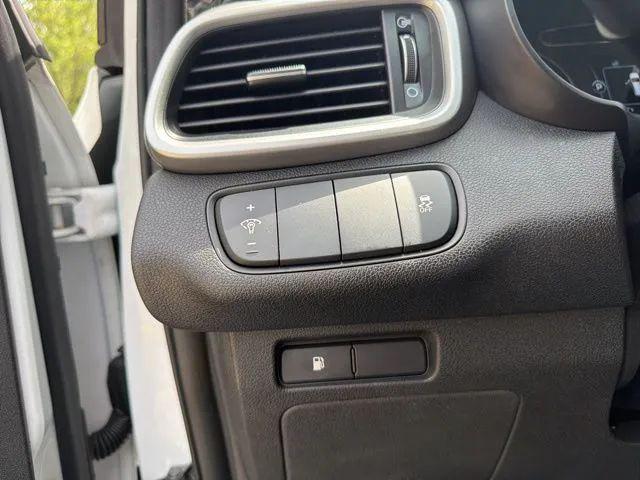 2018 Kia Sorento 2.4L LX