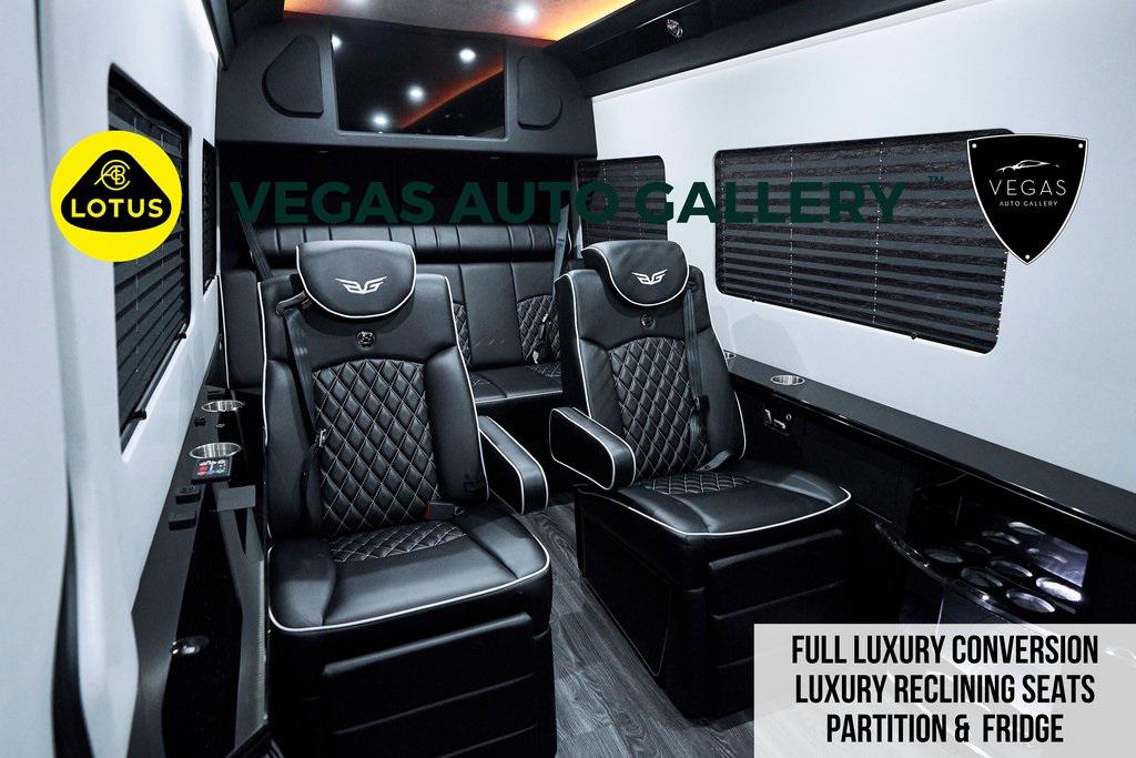 /2017 Mercedes-Benz Sprinter-3500