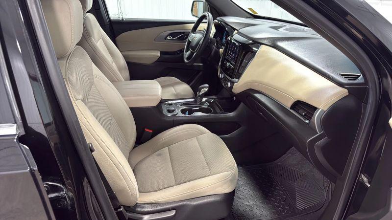 2022 Chevrolet Traverse FWD 1FL