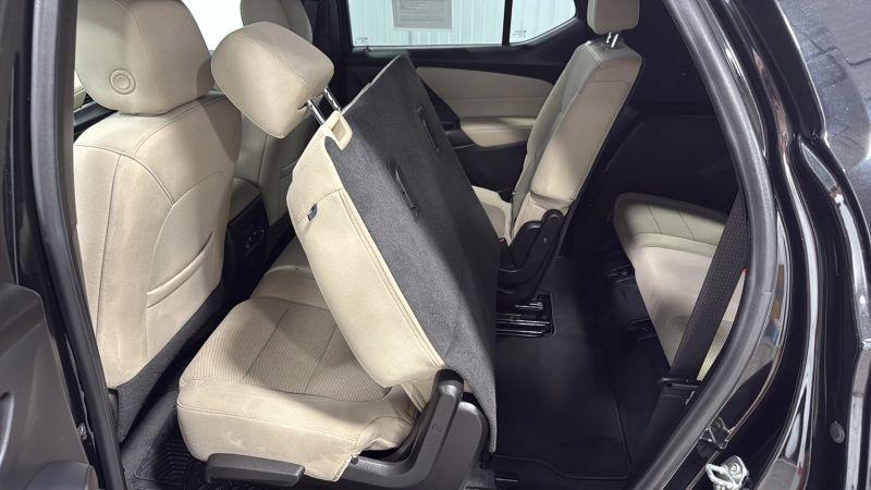 2022 Chevrolet Traverse FWD 1FL