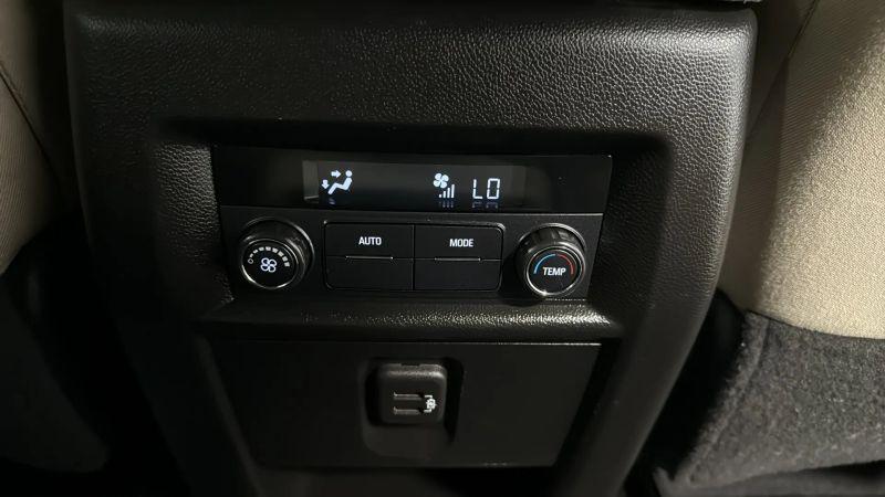 2022 Chevrolet Traverse FWD 1FL