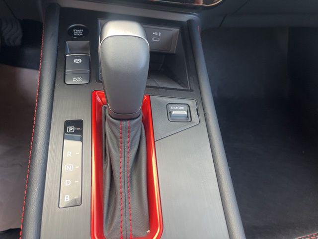 2025 Nissan Kicks SR FWD