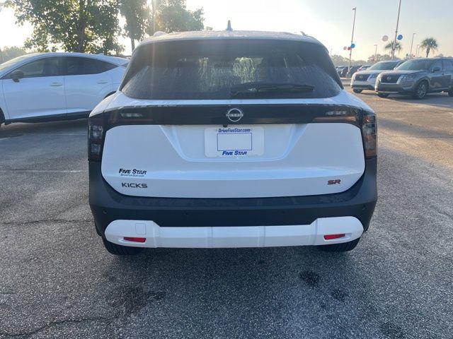 2025 Nissan Kicks SR FWD