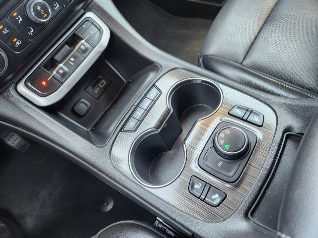 2023 GMC Acadia AWD SLT