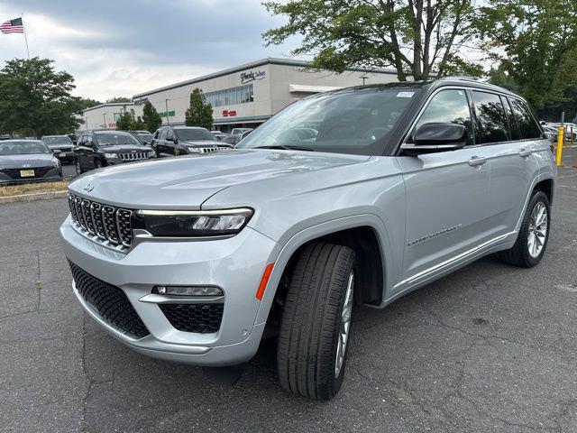 2023 Jeep Grand Cherokee Summit 4x4