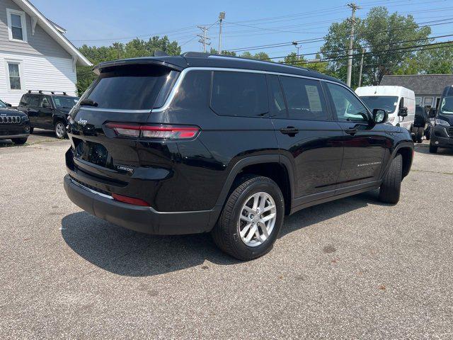 2022 Jeep Grand Cherokee L Laredo 4x4