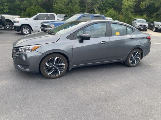 2025 Nissan Versa 1.6 SR