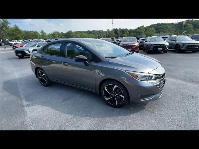 2025 Nissan Versa 1.6 SR