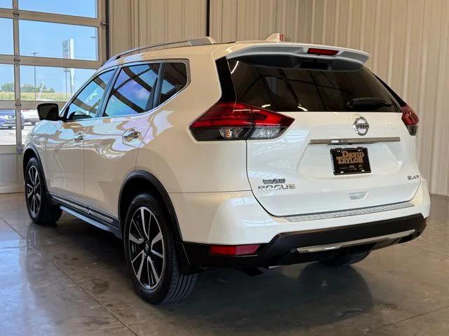 2017 Nissan Rogue SL
