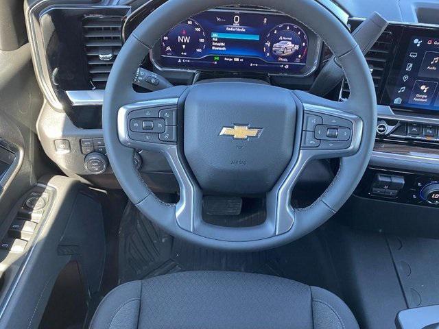 2025 Chevrolet Silverado 1500 4WD Crew Cab Standard Bed LT