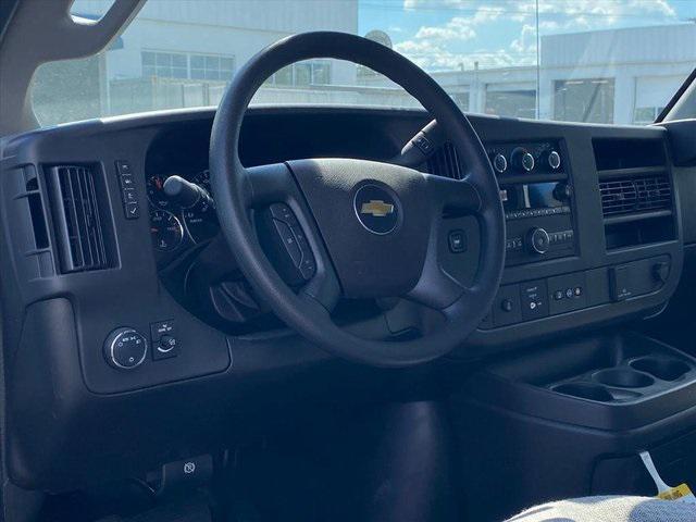 2025 Chevrolet Express Cutaway Work Van