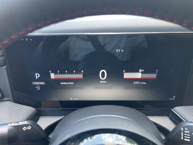 2025 Nissan Kicks SR FWD