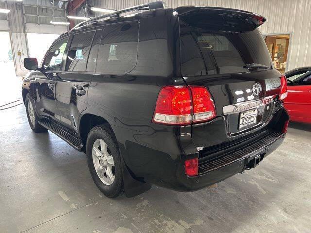 2010 Toyota Land Cruiser V8