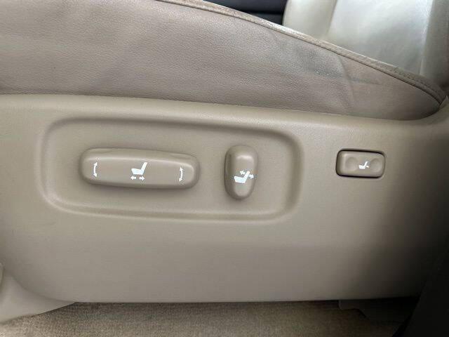 2010 Toyota Land Cruiser V8