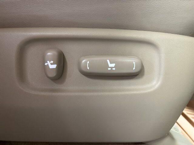2010 Toyota Land Cruiser V8