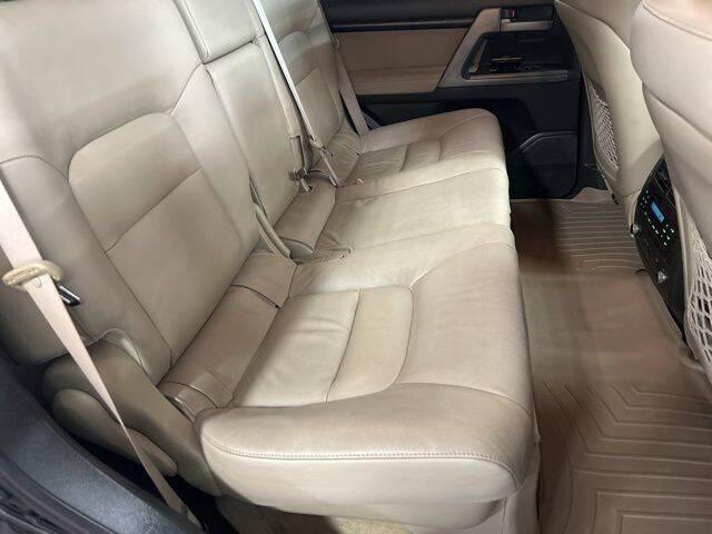 2010 Toyota Land Cruiser V8