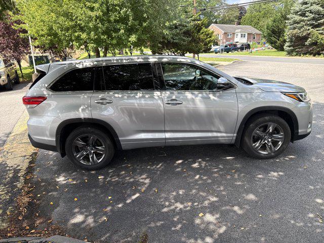 2018 Toyota Highlander Limited Platinum