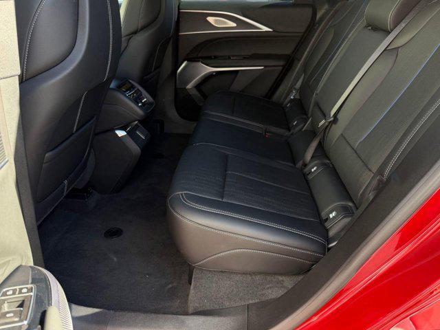 2026 Cadillac iQ V-Series w/1SV