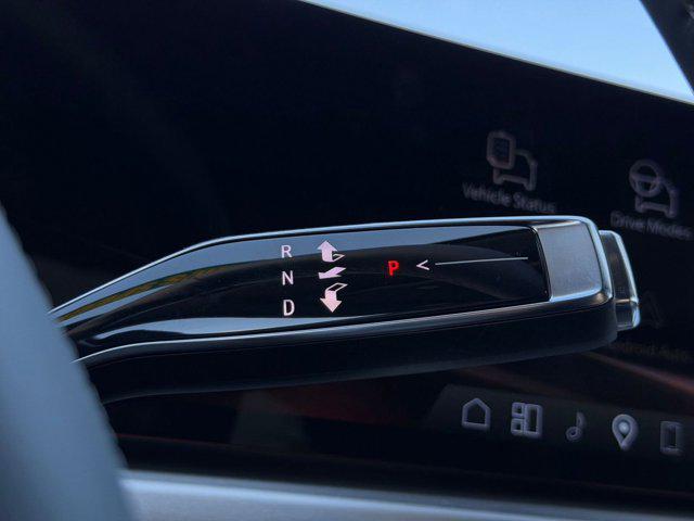 2026 Cadillac iQ V-Series w/1SV