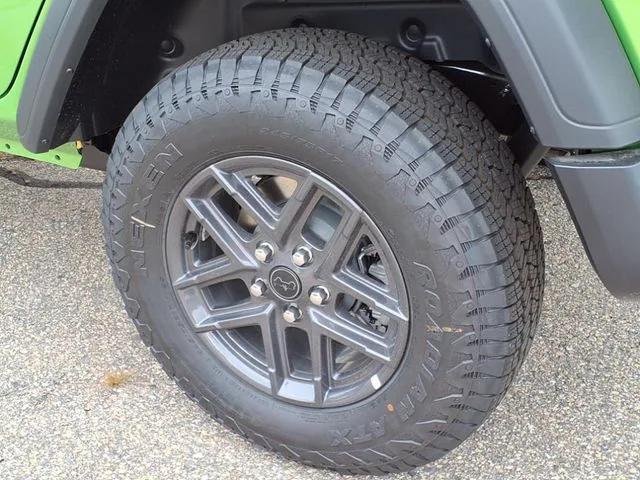 2025 Jeep Wrangler 4-Door Summit 4x4