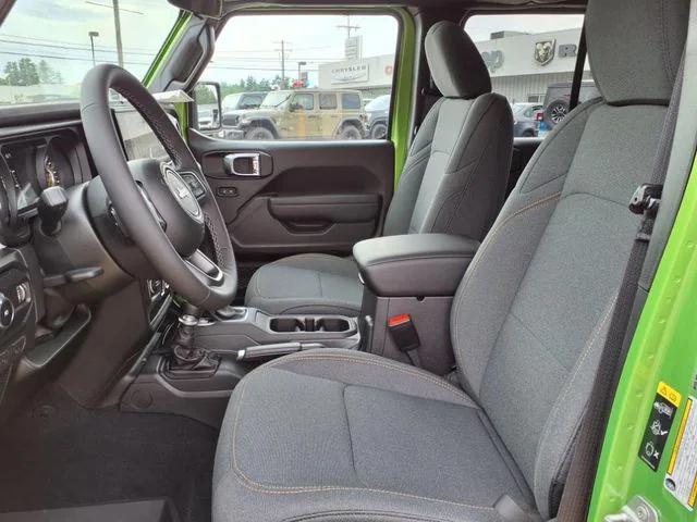2025 Jeep Wrangler 4-Door Summit 4x4