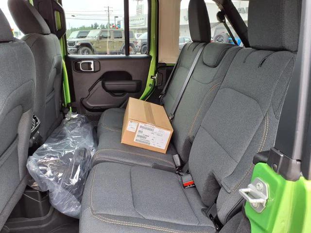 2025 Jeep Wrangler 4-Door Summit 4x4