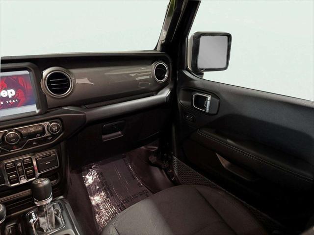 2023 Jeep Wrangler 4-Door Sahara